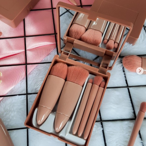 Novy Makeup Brush Set